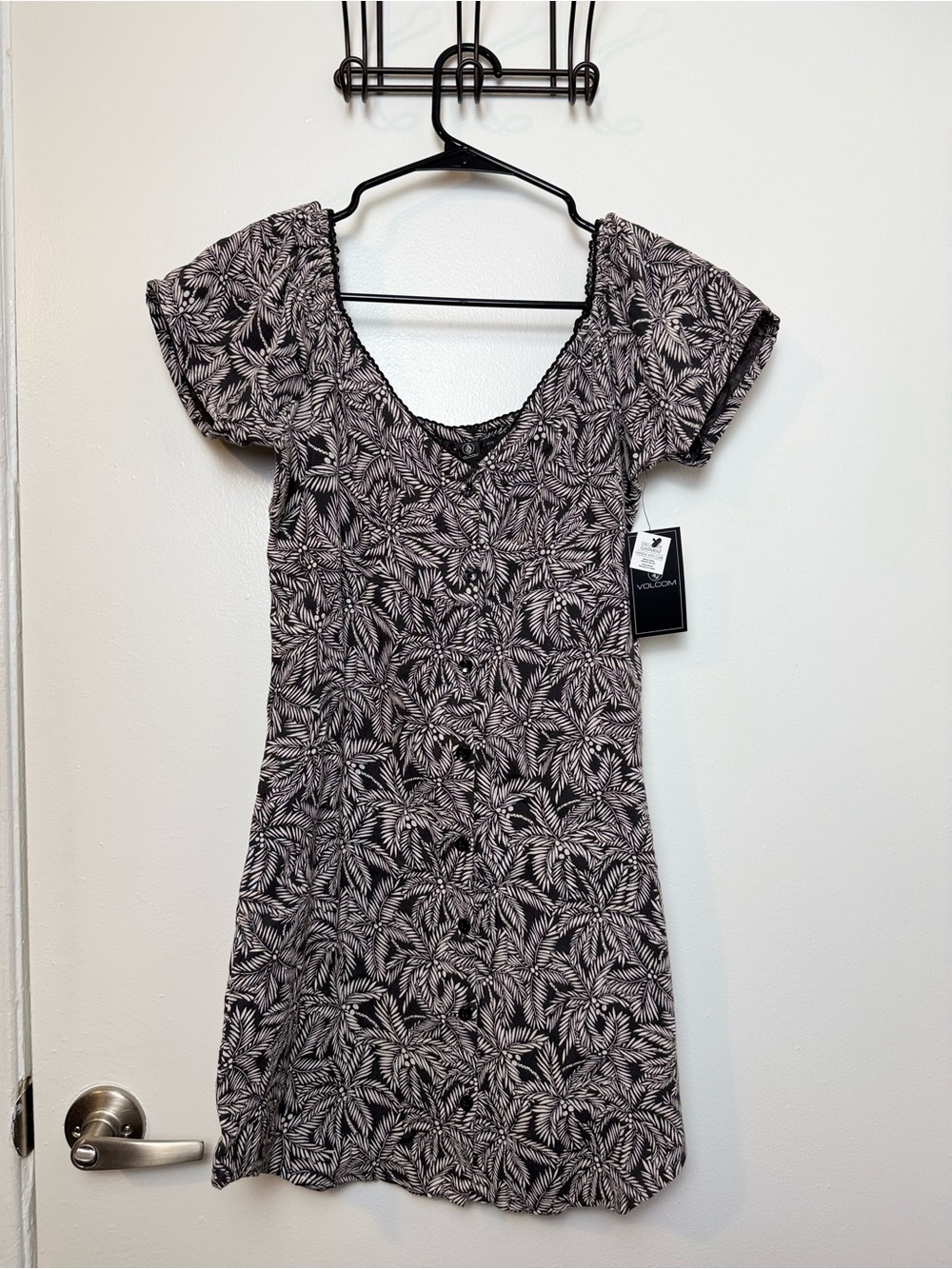 Volcom NWT Be My Frond Dress Black White Tropical Button Front Cotton Mini Xs - Picture 5 of 10